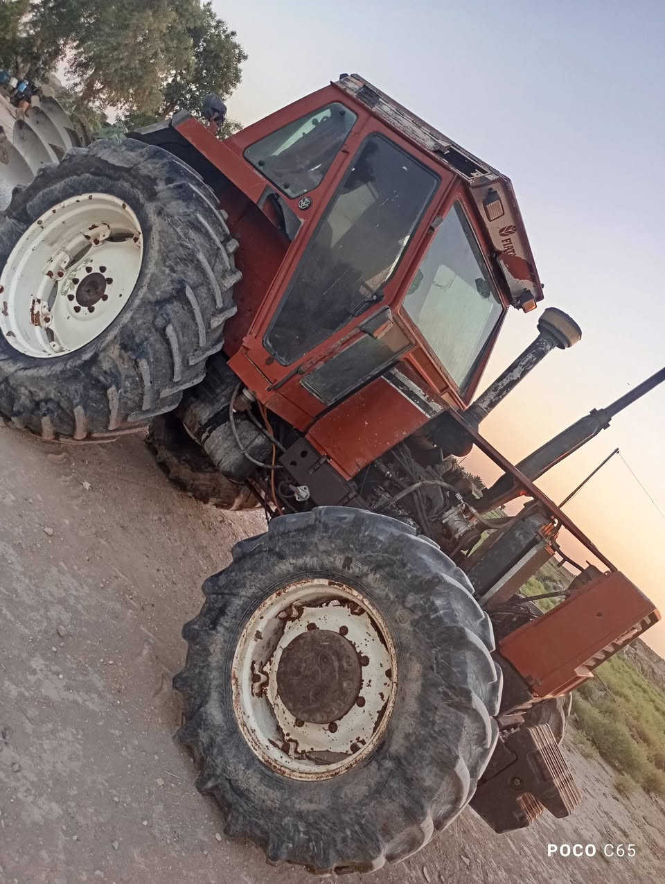 للبيع كاروبه فيات فول مواصفات محرك 140 لا تنقيص ولا بخار مكفول تبريد شغال للستفسار ***********
