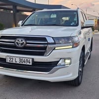 لاندكروز ٢٠٢٠ • V8 • مشي ٧٣ الف