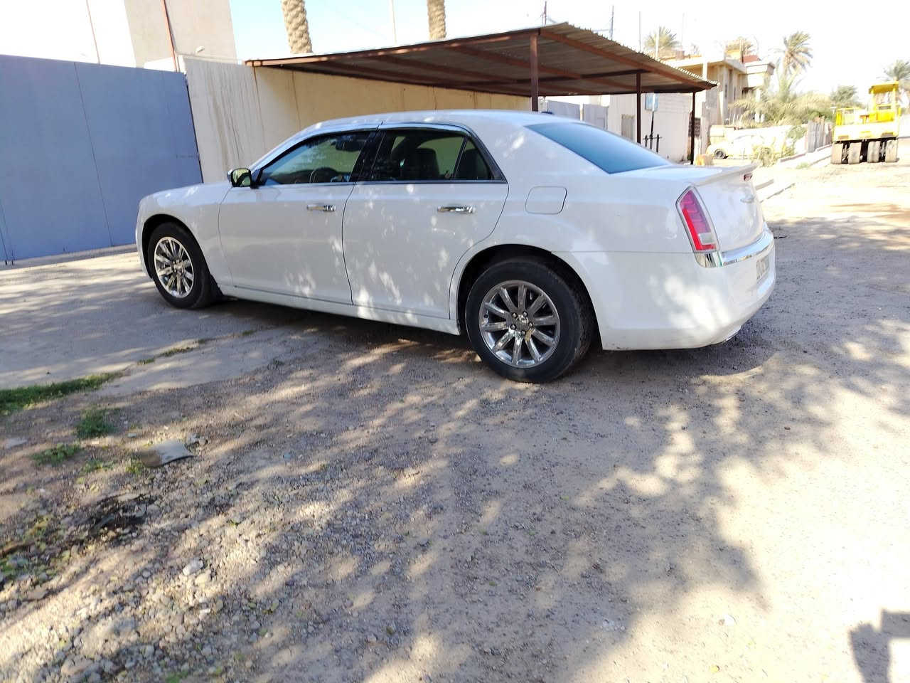 السلام عليكم شباب عندي اوباما ٢٠١٢ للبيع وارد كندي
السيارة كلين ماعدا بارد مكانين واكو فيديو شارح بي ويا سونار رقم أربيل بسمي
السيارة استخدام شخصي 
محرك ٣٦٠٠
كير طيارة ٨نمر
كشنات كهرباء +تدفئة
شاشة كبيرة +كامرة
تحكم ستيرن اربع اتجاهات +أوامر صوطية
تبريد تدفئة كلة شغال 
مكان السيارة بغداد الكرخ 
سعرها (١٨٠) وبيها مجال للشراي  رقم الهاتف ***********
