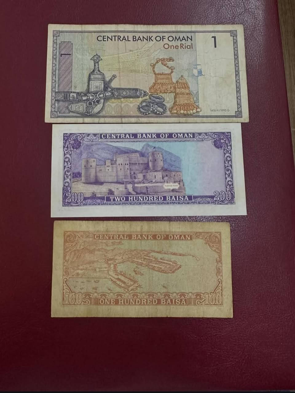 السلام عليكم للبيع سيت سلطنه عمان كما موضح في الصوره 
السعر 20الف والتوصيل 5الاف لكل المحافظات  للحجز المراسله خاص الكميه محدوده 
بالتوفيق


**إذا كنت صاحب هذا الإعلان وتريد حذفه لأي سبب، رجاءا أرسل رسالة إلى الدعم الفني**
