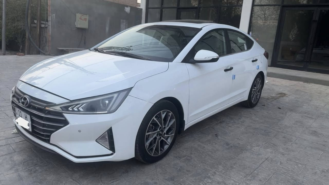 للبيع النترا خليجي الكاصد ٢٠٢٠ فول ١/١ مكفوله من الصبغ والتبديل
سياره جداً نظيفه رقم بغداد مشروع وطني الرقم الجديد 
سنويه ب اسمي 
المواصفات :-
١- فتحه ( سلايد ) 
٢- بصمة تشغيل + ابواب 
٣- ترحيب عند الاقتراب 
٤- شاشه كبيره + كامره 
٥- محرك ٢٠٠٠ دوش مكفول 
٦- صندوق ذكي 
٧- حساسات امامي خلفي 
٨- داخل كاربون 
٩- مري شفط + اشاير مري 
١٠- فول تحكم ستيرن 
وباقي المواصفات المعروفه ملاحظه (بيه بارد جداً بسيط مكانين)
عنواني بغداد حي الجامعة السعر ١٥٨ ورقة
***********
