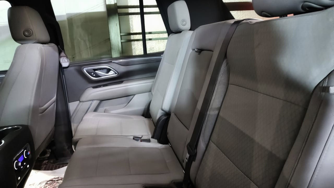 سياره تاهو موديل 21خلجي LS
بسمي 5بصمات 
ثلاجه 
***********
