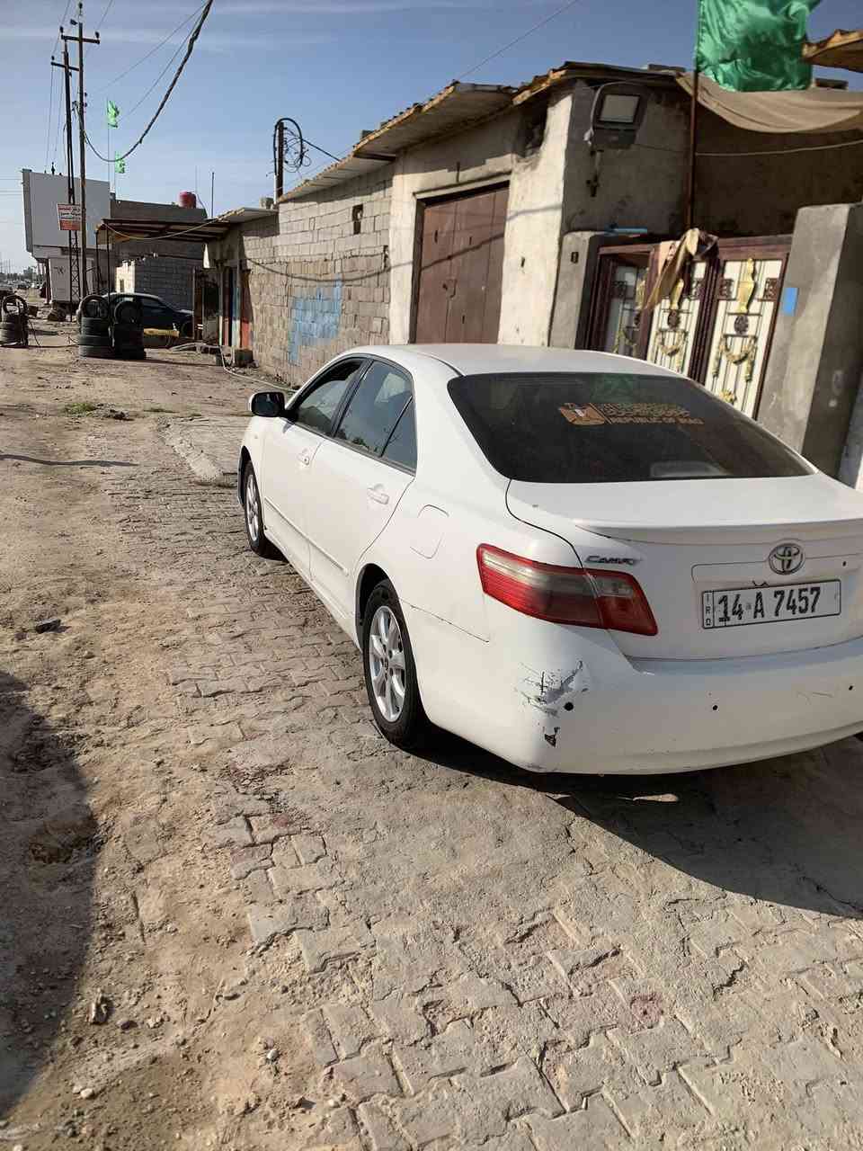 السلام عليكم سياره كامري موديل 2009 وارد خليجي كفاله من الضربه والكلبه فقط طخات خفيفه ومصلحات الجاملغ صفحت اليسره وصبغ بالقماره اثر جرادع هذا المكان المكينه بيها نفخ من القبق السياره فول وتعرفون الفول مال كامري تنته شغاله برده خلفيه هم شغاله وكشنات كهرباء شغالات والكشنات جلد للستفسار الاتصال ع هذا الرقم *********** سعرهاب75 وبيها مجال
