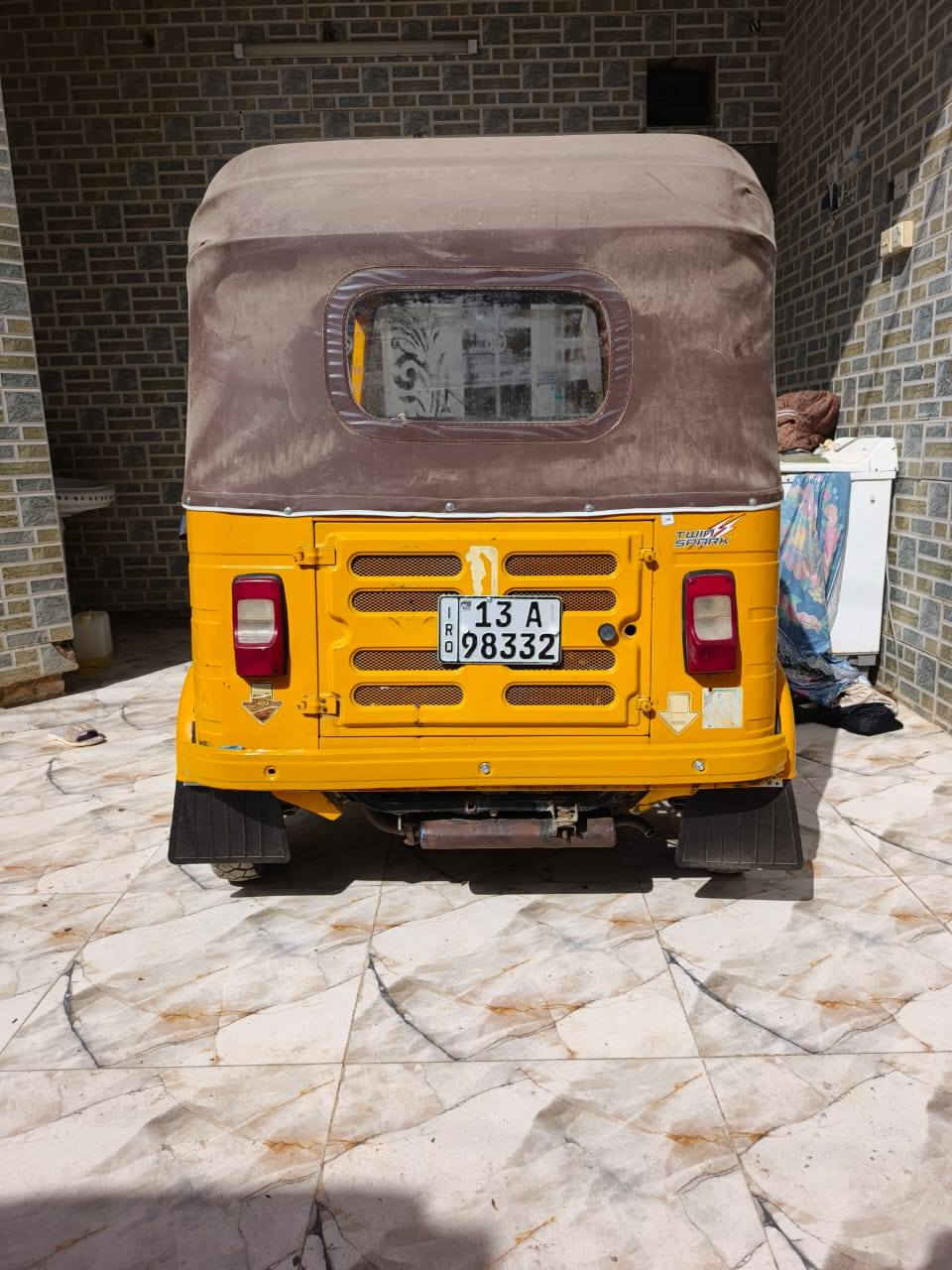 تك تك للبيع موديل 18 رقم  داخله بل19               ! نضيفه السعر خاص ***********
