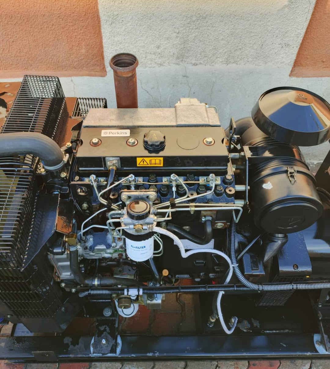 سلام عليكم 👋
للبيع مولده بلادي أوربي نوع بيركنز انكليزي 100ملم
أربعة سلندر سوبر 80كيفي موديل 2014عدد ساعات التشغيل العمل 2638ساعة ملاحظة مولده على وضع شركة سعر اتصال على رقم ***********
***********
