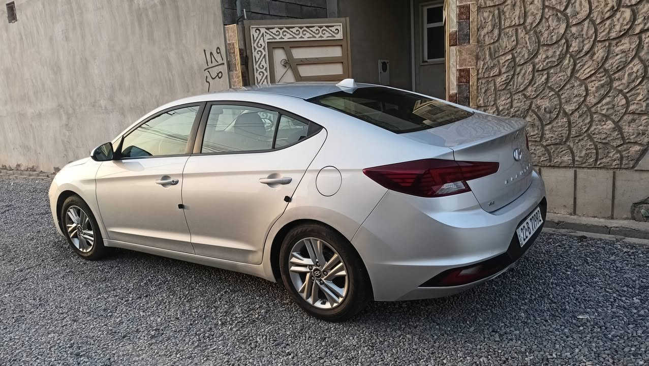 النترا 2019
دخول كلين بيها باردين فقط 
محرك 2000 دوش
كير AT
ماشية 90 ميل
الموقع موصل
السعر 148
الرقم ***********
