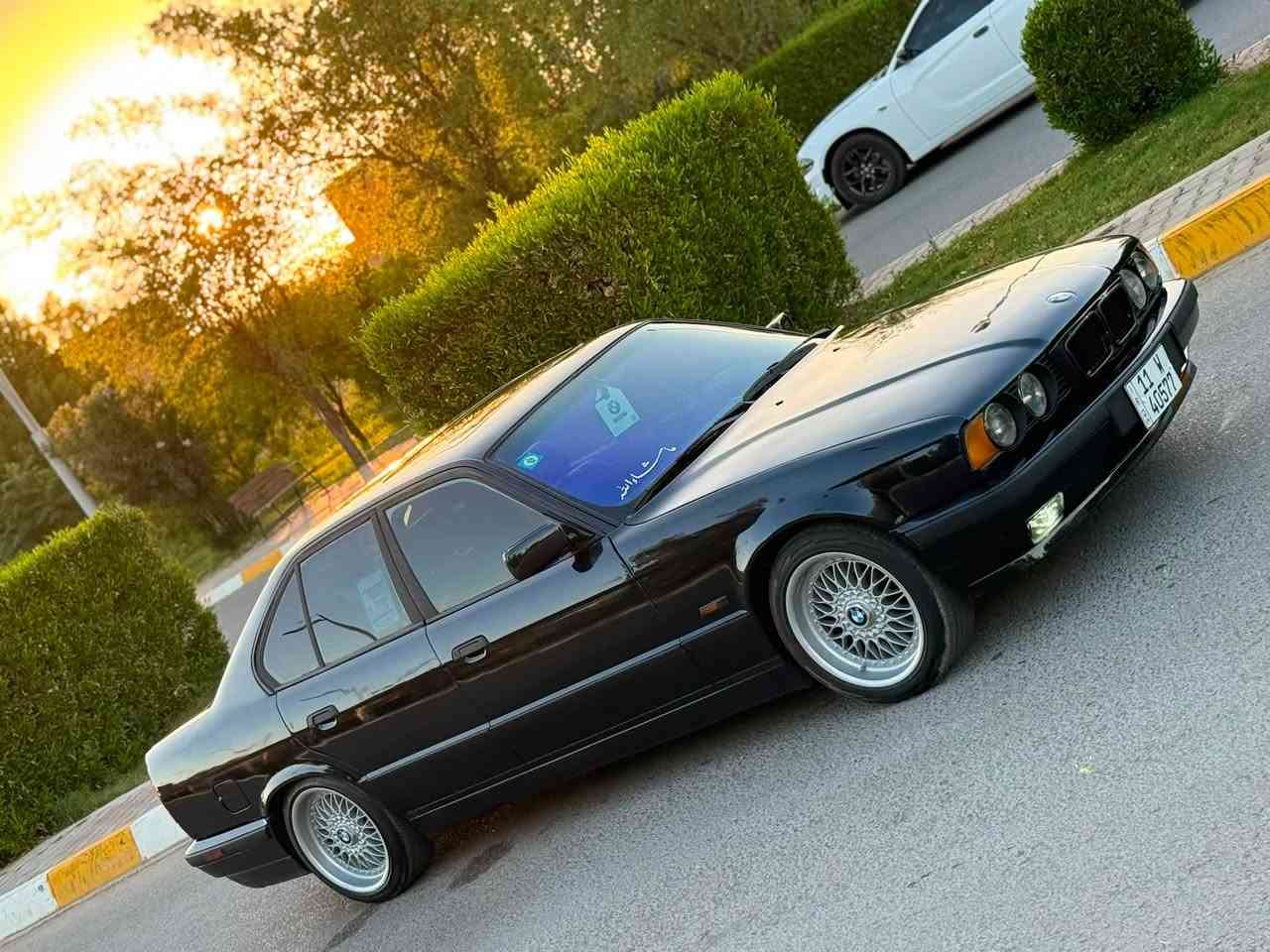 سلام عليكم بي ام525اصل موديل1991رقم بغداد انكليزي سنويه 31محرك مسكر  فانوس كير وتماتيك بجم عريض فتحه سقف تبريد شغل شرط السياره فقط صبغ جماليه بدون ضربه او خياس صدر جديد غرفتها جديده كهربائيات بلادي كشنات جلد بلادي 
السعر64يرهم مراوس ***********
