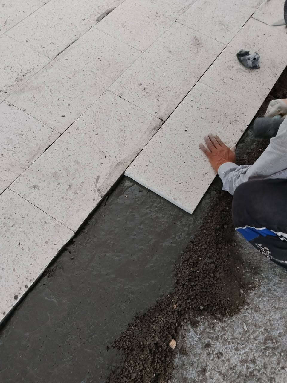 سلام عليكم ورحمه الله وبركاته كادر تطبيك نشتغل محافضات شركات بيوت مدني ***********

