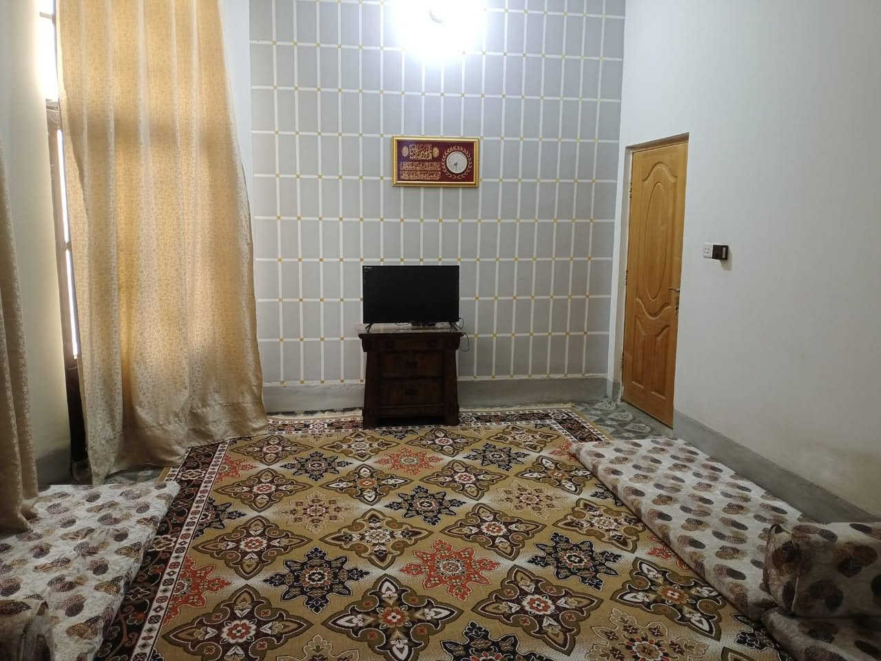 سلام عليكم
#بيت_للبيع الفلوجه الجغيفي الثانيه 2
قرب جامع عبدالرزاق الضاهر // شارع ابو غانم

1-المساحه 140م

2-طابقين الاول كامل بس نقص الارضيه والثاني هيكل ممصبوب بناء بلوك

3-الشارع 10م

4-خدمات كامله ماء كهرباء بناء منطقه هادئه مرتبه

5-السعر 85 بي مجال

التواصل واتساب او الاتصال على الارقام التاليه

‏ *********** ‏
‏ *********** ‏  / واتساب
‏ ‏ *********** ‏
