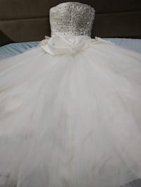 بدله زفاف • اوف وايت • مزينه بالاحجار