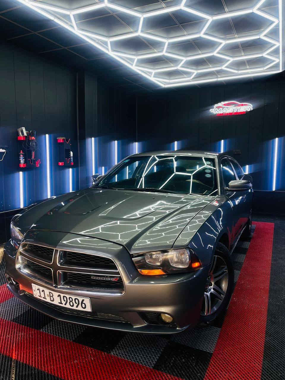 السلام عليكم
جارجر للبيع
كير مكينه حداديه تخم تاير سياره خير من الله
نقصها فقط المشط وحساب المشط اكطعه من الحساب
***********
مكان كربله
