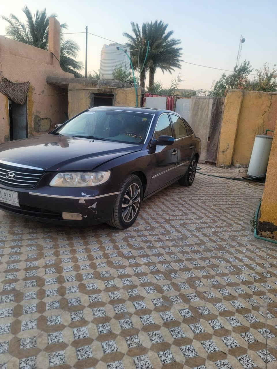 السلام عليكم للبيع سوناتا انت وامه طبق الاصل سنويه عظم عاج سعر 35 وبيها مجال الشراي يريجي يجي خاص وبخير ويدلل متواجد ***********
