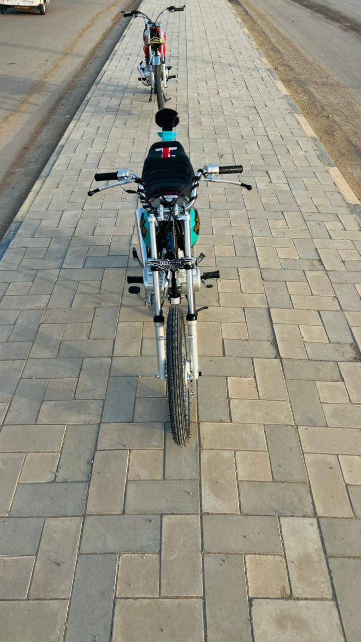 سلام وعليكم شباب دراجه للبيع جديده 2026اول تبديلة اهن اوراق سكنر اليريدها بخدمته هذا***********الستفسار
