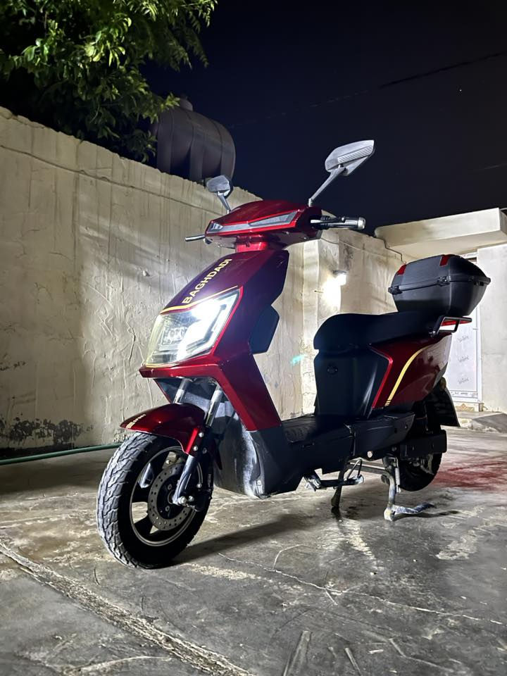 السلام عليكم دراجه شحن للبيع سعرها مناسب  للتواصل ***********
