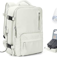 حقيبة ظهر • منفذ شحن USB • جيوب للابتوب