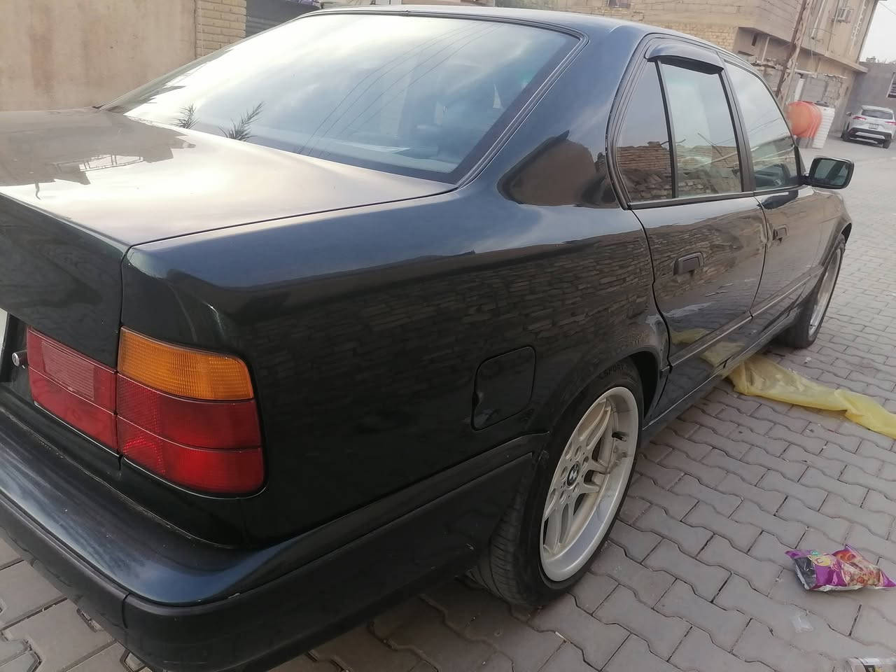 السلام عليكم من رخصة الادمن سيارة BmW رقم بغداد دولي حجم530كير اوتو لون زيتوني غرفة جديدة صبغ عام علبلاد دكة جاكوج مابيها محرك ستة سلندر مفتوح جام والتنتة تغفيل بلريموت مري جانبية كهرباء والكشن كهرباء خزن مكانها بغداد واتساب الاسيا ***********
*********** اتصال سعرها ب78 اوبيها مجال للطيبن
