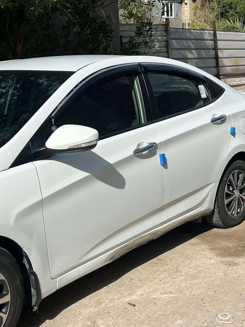 السلام عليكم احسنت للبيع 2014 جديده سياره مال شركه دوليه عامه السياره جديده مواصفاتها مكينه1600اشاير مري كشنات جلد كاعيات جلد شاشه كامره تحكم ستيرين جهتين تبريد ثلج السياره مابيه نقص السونار بل منشور ماشيه 77  ألف السعر 105$ وبيه مجال مكان بغداد حي شباب البياع  رقم الهاتف ***********
رقم بغداد باسمي
