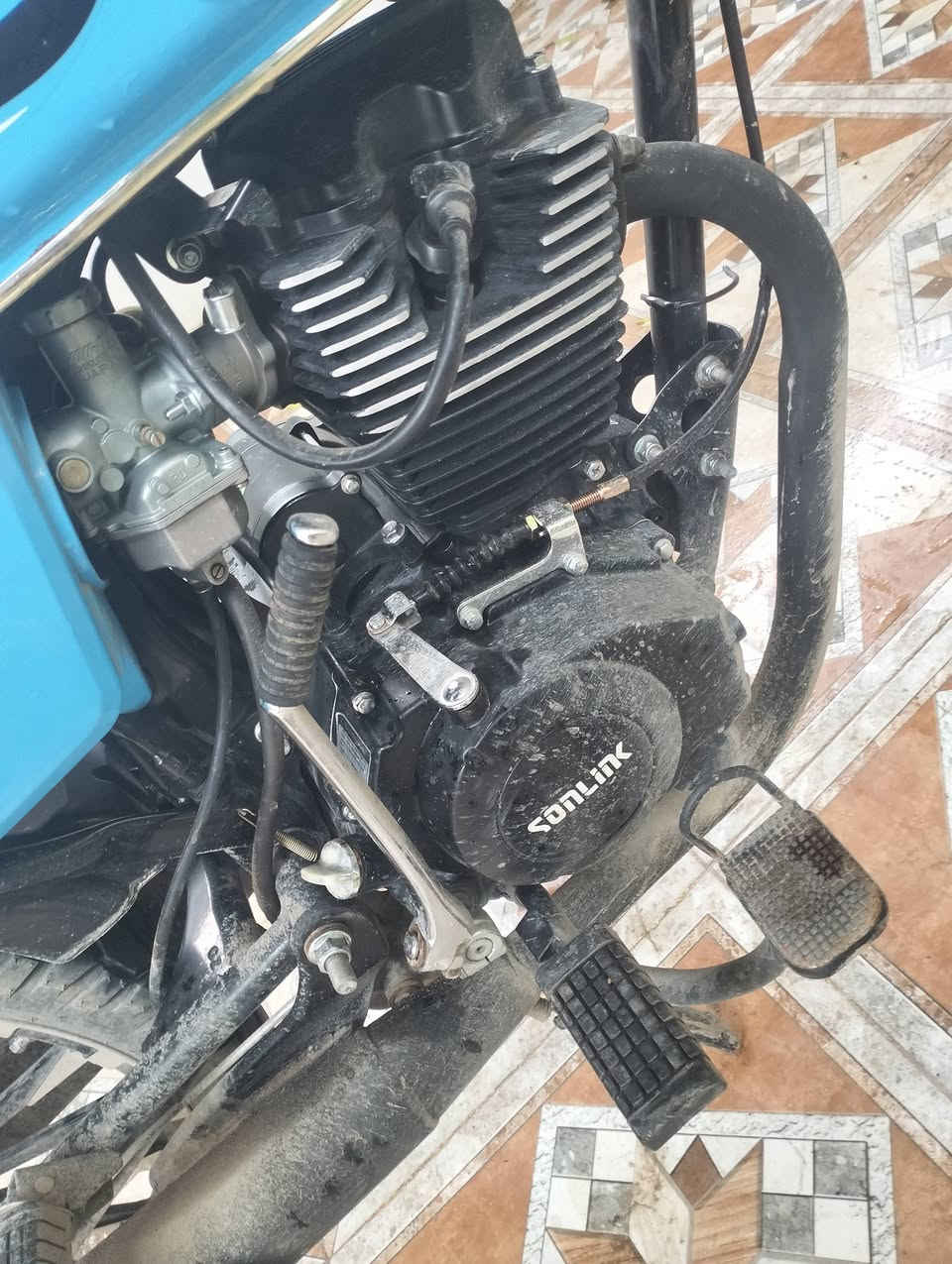 سلام عليكم سيفان موديل 25 

كامله مكمله 750 بيها مجال بسيط 

مكاني ديالى شهربان ***********
