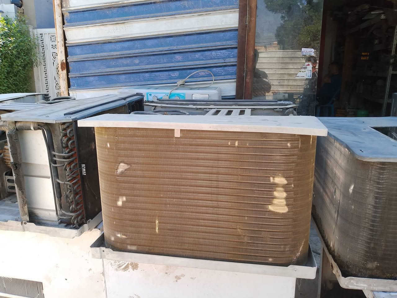 مكيفات توسوت  و ميداه
ضمان شهر. حقيقي تأخذ من باب المحل 
التوسوت225
بقيه 200 الف 
ضمان حقيقي البلديات 
***********
متواجد عل اوتساب
