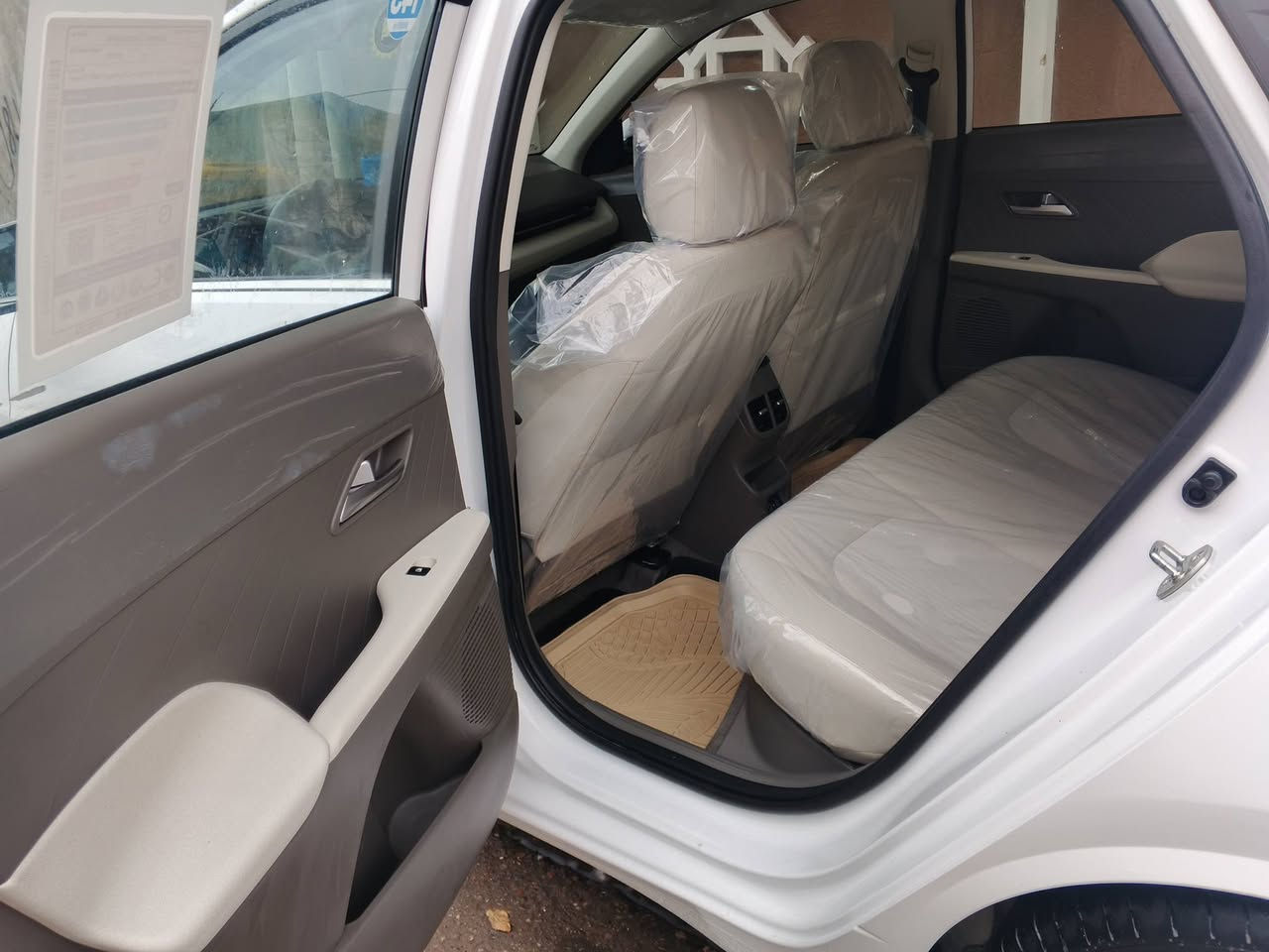 هيونداي اكسنت
(( خليجي اصل ))
موديل 2025 
ماشيه قليل 
كفاله عامه 
حره رقم اربيل الدولي 
بأسم شركة 

❗️أهم المواصفات للسيارة 

🔅فتحة سقف
🔅سويج ريمونت كونترول 
🔅شاشة اصلية ابل كار بلي
🔅كاميرا اصلية +حساسات
🔅عداد سرعة ديجتل
🔅قطعتين تبريد
🔅مري كهرباء+اشاير بالمري
🔅فول تحكم ستيرن
🔅مثبت سرعة Cruise control
🔅نظام مانع الانزلاق
🔅ايرباك عدد2
🔅لون الداخل ابيض
🔅انارة الداخلية led
🔅وي كب حجم 16

🛑 مكان السياره البصره 

السعر 148 بيها مجال
***********
