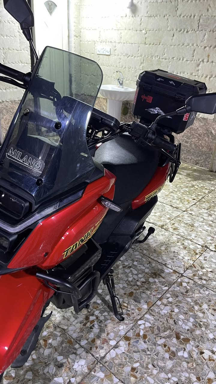 السلام عليكم 
دراجة اسمها اباتشي موديل تانك من شركة هودي 
الدراجة مواصفاتها مشروحة بالفيديو كلشي يخصها

راح اخلي الرابط مالته باول تعليق 

الدراجة مشتريها بمليون و٩٠٠ ووصل موجود بتاريخ ٢٠/٢/٢٠٢٦ 
من معرض ميلانو وبعدها الدراجة بالضمان 
عارضها بمليون و٧٠٠ الف وبيها مجال للشراي 

سبب البيع احتاج دراجة تمشيني مسافة اكثر من ١٢٠ كيلو بالطلعة الوحدة واكبر كحجم هاي ابد ماقاصرة كاداء وسرعة ورزانة ومكفولة كفالة عامة عدا شخط صغير اثناء الشد فقط وممبين بس ماناسبت استخدامي 

تجي تشتريها من البيت تفحص وتچيك واذا تجيب شخص خبرة وياك يكون افضل تفحص عقل بطارية ملف يلة تاخذها 
مكاني بغداد البلديات 

***********
