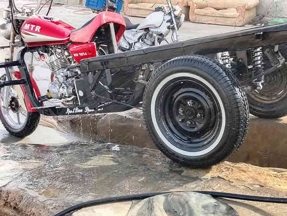 سلام عليكم
من راخصت ابو الكروب 
هي ستوته عل كل عيب 
مديل 18 محدث 24 
بس بدون محجل 
وثاني شي بس بريك ما بيه ول باقي 
عل كل عيب *********** 
السعر 850 وبيه مجال الطيبين تعال وتدلل 
المكان الاسحاقي
