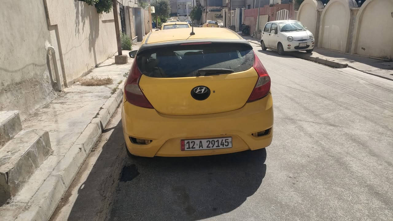 اكسنت 2012 شرط تحويل 
كابون بيه ضرر كالبه بدون دواخل 
مكينه وكير شرط وارد امريكي 
سياره جاهزه تحتاج فقط زوج تاير خلف
*********** واتساب موجود
صفر غرامات وهئيه
