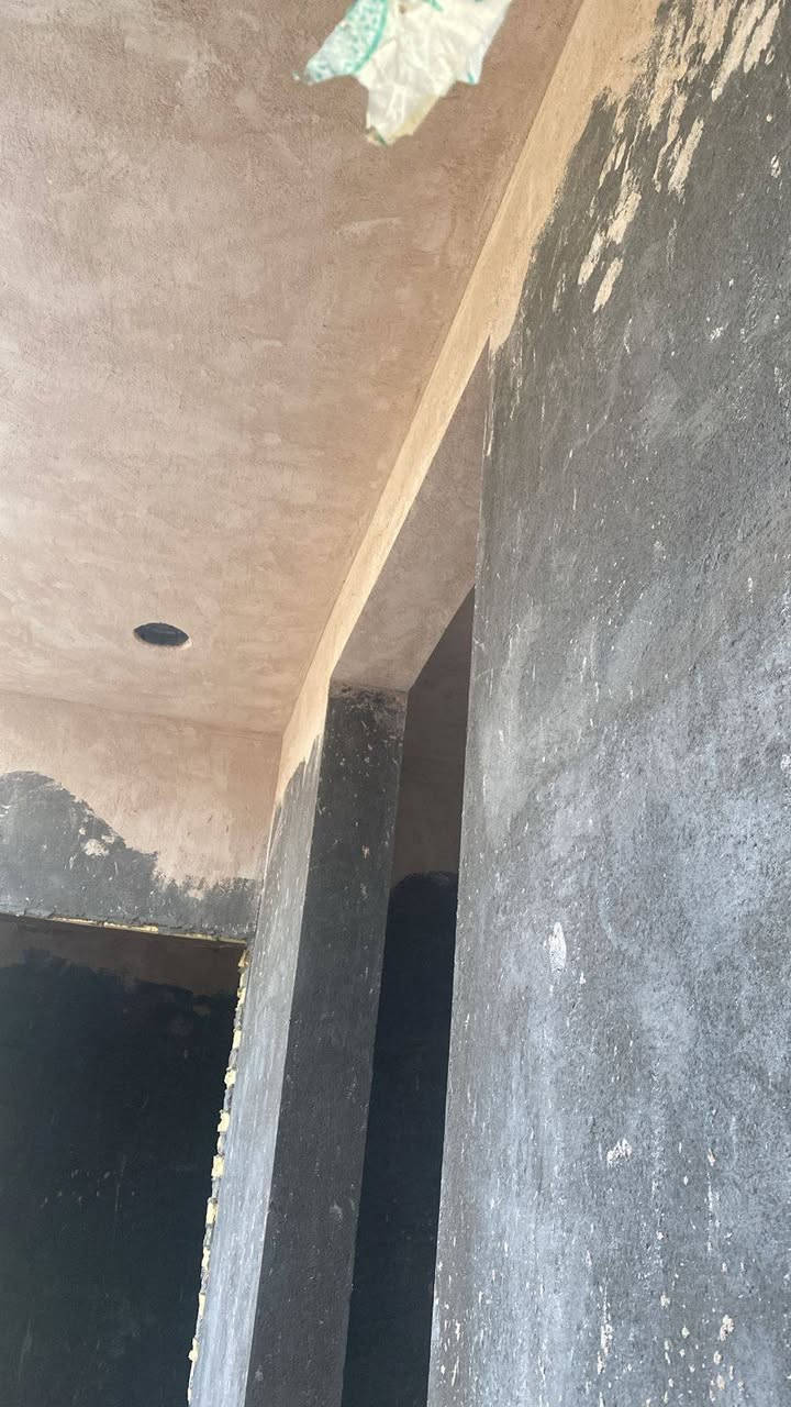 كادر لبخ وبياض ونثر وتكنيد وجص تسليم مهندس شرط بسعار مناسبه ولتزام بالعمل من المثنى متواجدين بالناصريه بالتضحيه ***********ب واتساب
