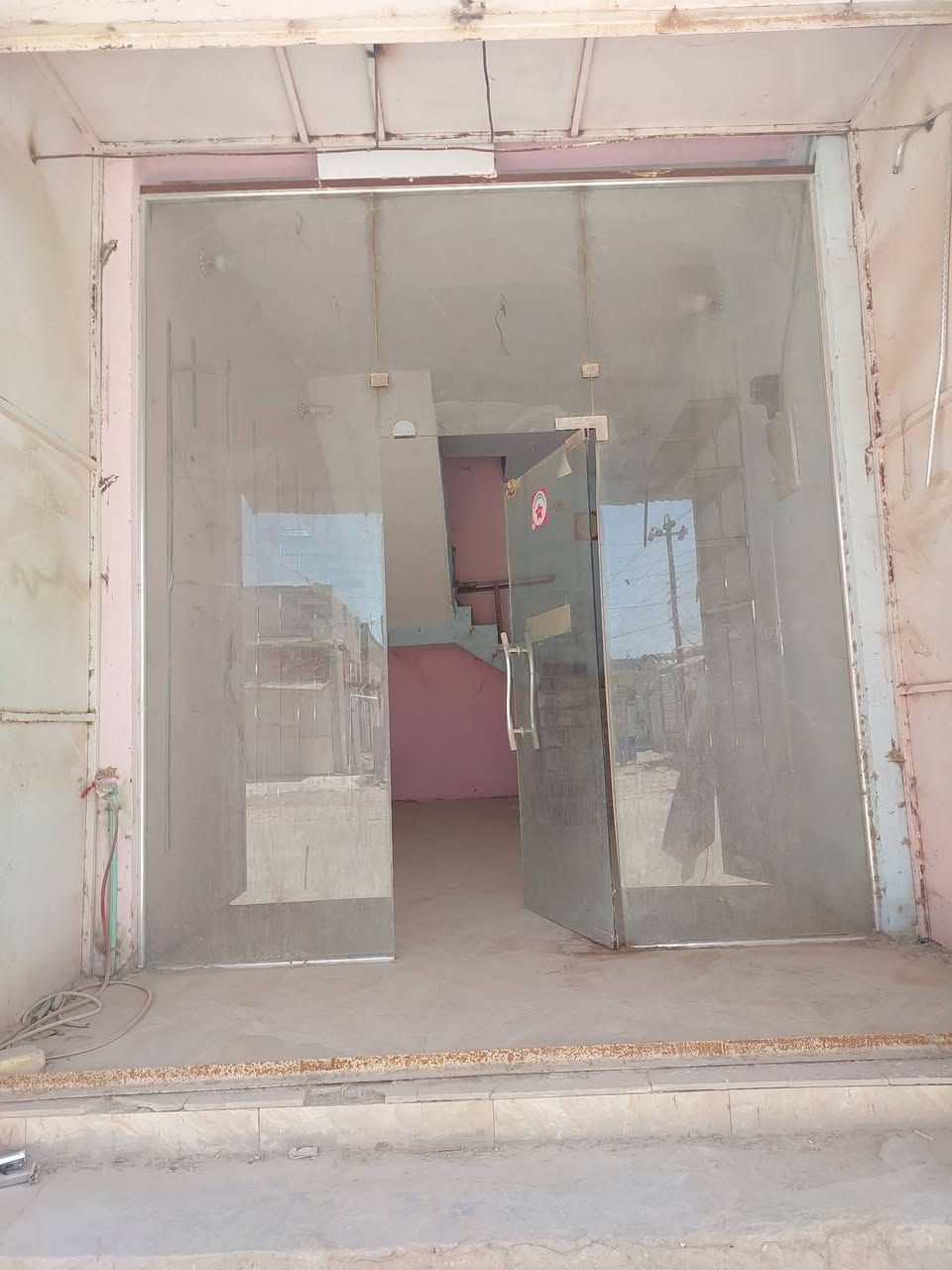 محل طابقين للإيجار شارع الصناعة الرئيسي قرب صيدلية الفياض سابقا جاهز للإستفسار الاتصال***********
