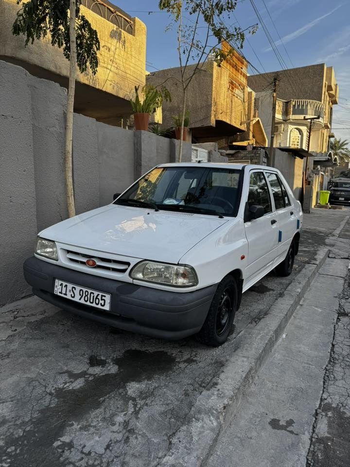 السلام عليكم سايبة بيضة للبيع رقم بغداد الجديد تحويل ثاني يوم بيھﭑ اماكن رصعات وبارد مكينه وكير مكفولات ماشية 147 الف 
موديل 2022
مكاني بغداد العطيفية 
السعر 63 ورقة وبيهه مجال بسيط
***********
