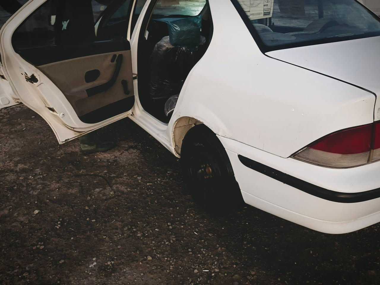 سمند موديل 9 اصل ايراني جاهزه من كلشي بجم محدث17 ترايك للبصره السعر 40 مكان حله *********** او مراوس
