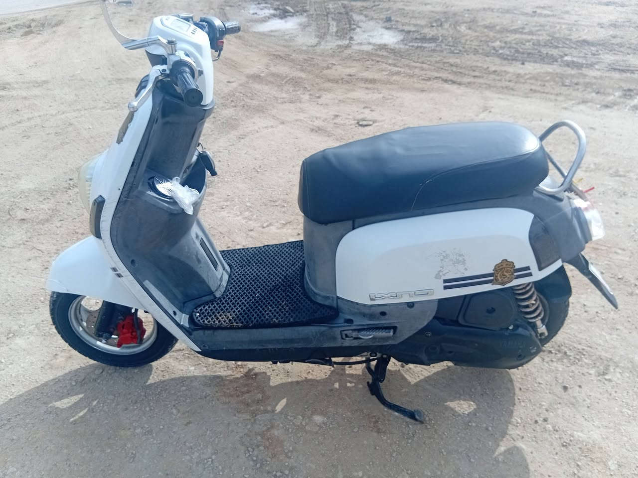 سلام عليكم ماكس بوليس بخاخ للبيع  موديل ٢٠٠٧ مامفتوحه كهربائيات كله شغاله سعر ٧٥٠ مستعجل على بيعته وبيه مجال مكان نجف ابو صخير ***********
