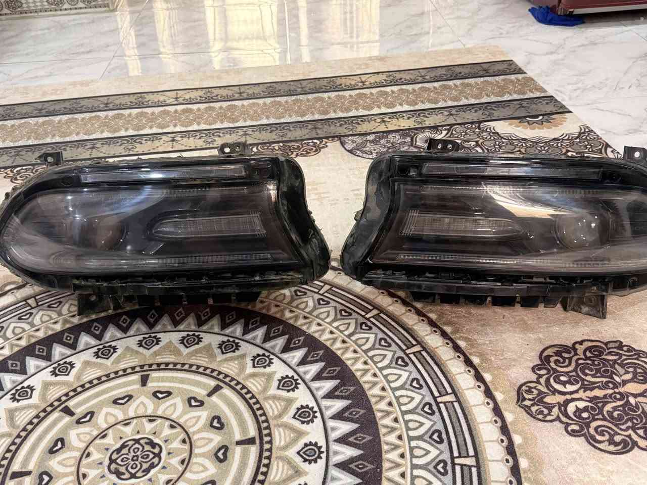 السلام عليكم لإيتات جارجر 18 أصليات بلاديات عدسه زنون بلاد جامهن جديد ما بيهن لازلغا او لا فطر مكاني ناصريه شطره الشراي ينتصل عل رقم ***********
