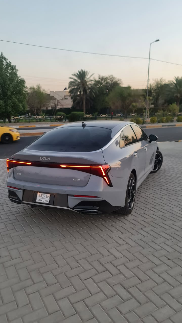 السلام عليكم ورحمة الله وبركاته
..K5مديل2025

محرك2500

بدون ايرباك

صور الحادث بل منشور

السعر245وبيهه مجال

***********
