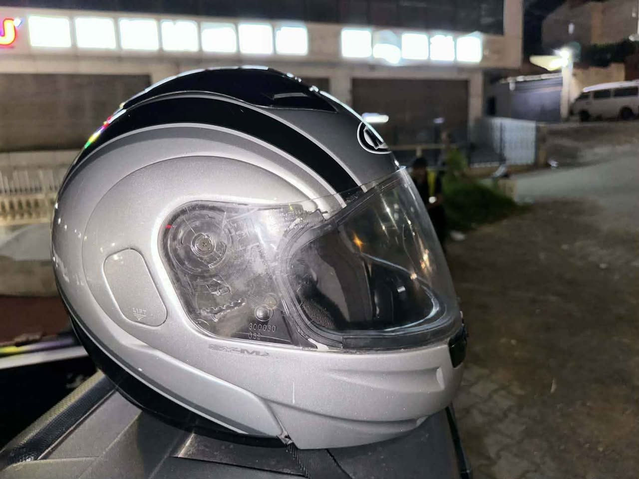 Casque moto HJC
Taille L الجزائر, سيدي امحمد


**إذا كنت صاحب هذا الإعلان وتريد حذفه لأي سبب، رجاءا أرسل رسالة إلى الدعم الفني**