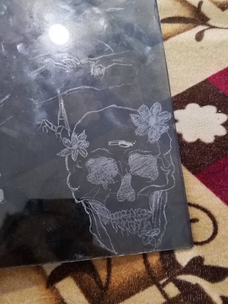 السلام عليكم 
اشتغل نقش على الدراجات نفس هيج شي 
السعر حسب الرسمه من 5-15الف الي يحب هذا رقمي*********** كربلاء, العراق
