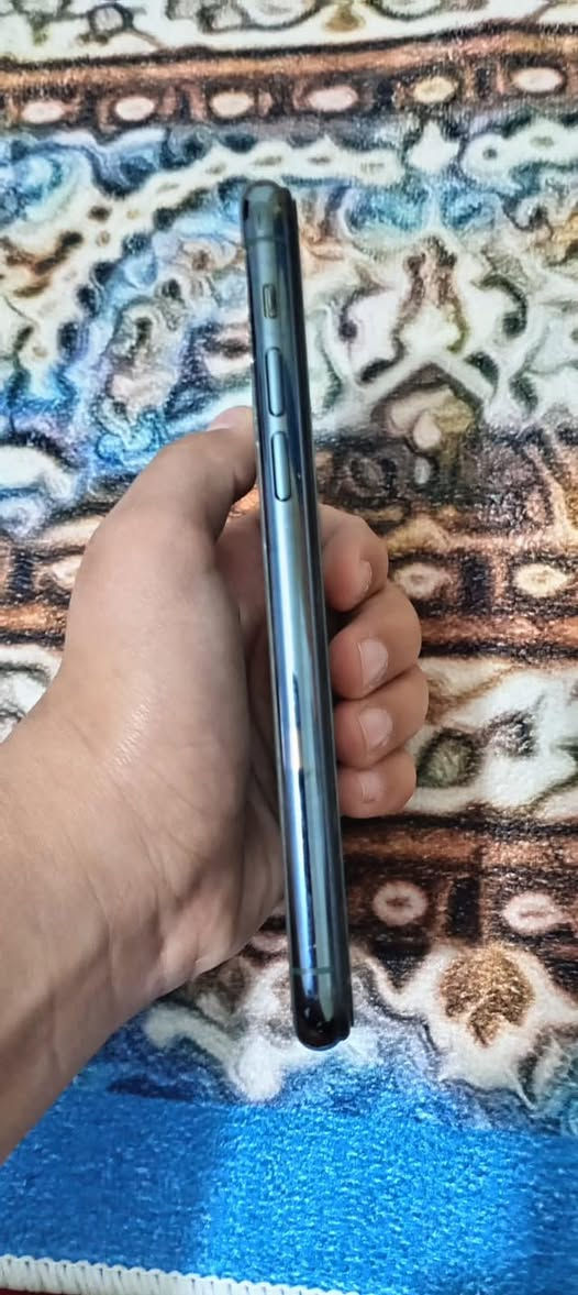 تلفون ايفون اهدعش عادي أريد مراوس أو بيع ذاكره خمسه وستين بطاريه خمسه وستين التواصل علا هاذا الرقم *********** بي واتساب
