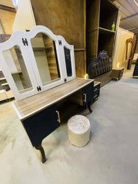 غرفه للبيع كلششش نضيفه مابيها اي أضرار ب٦٠٠ عنوان بغداد الحريه ٠٧٧١٢٣٢...