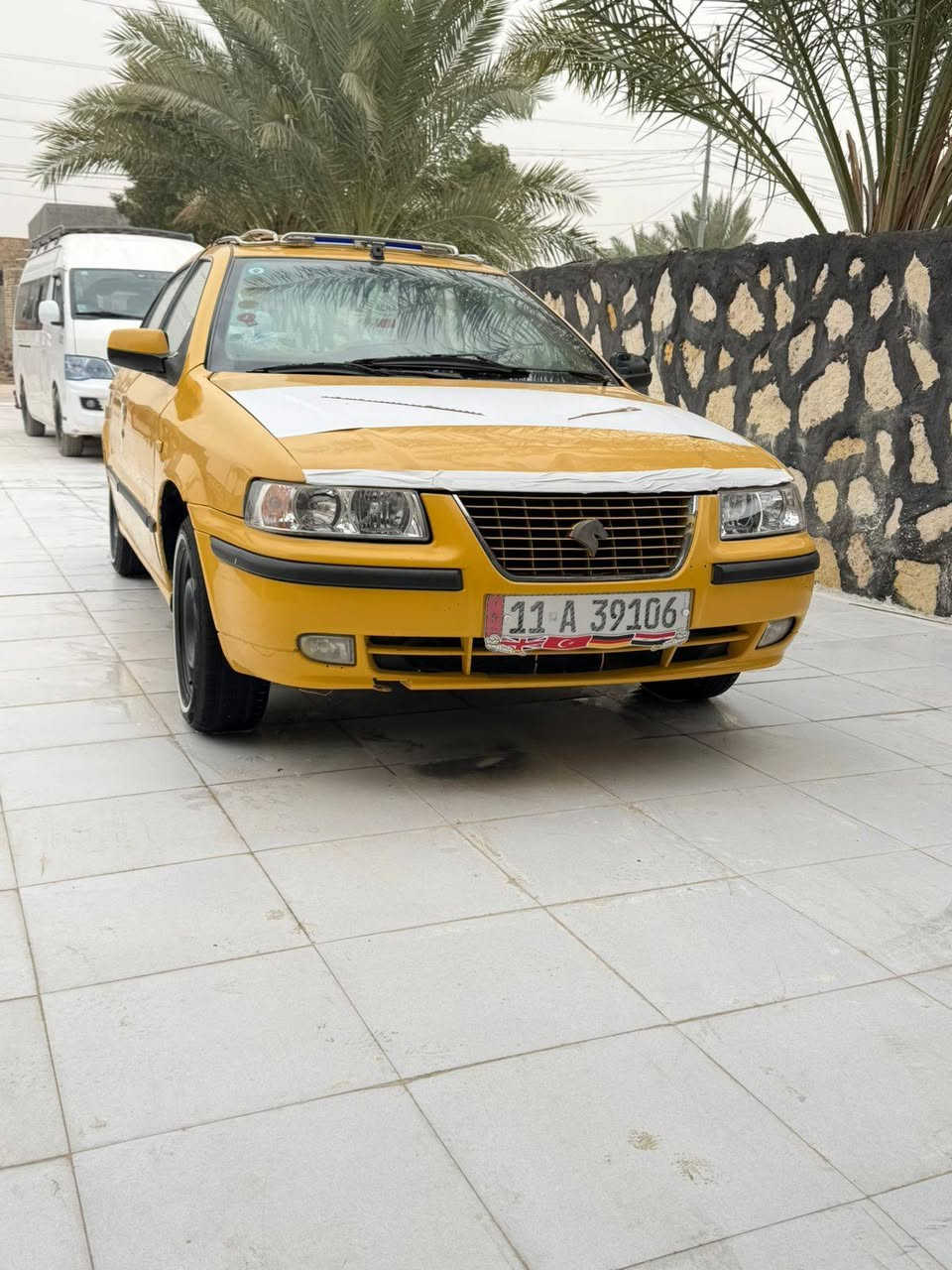 سلام عليكم سياره سمند موديل 2012 البيع مشروع وطني رقم بغداد تحويل ثاني يوم مكفولة بس جوملغ المام مرشوش  تفاصيل التصال على رقم***********
