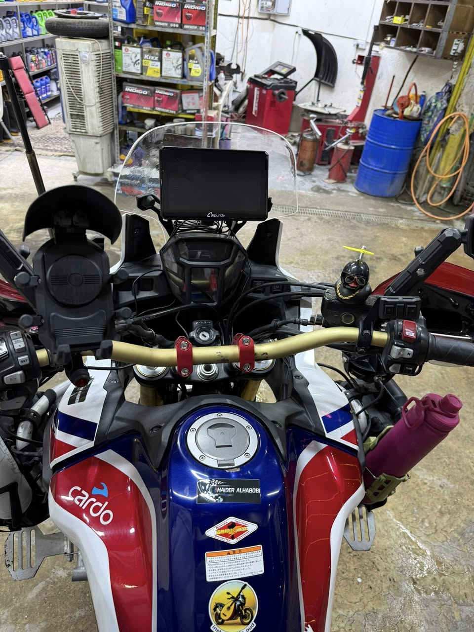 هوندا افريكا توين
Dct اوتماتيك

1000cc
ماشيه. 45 الف
الدراجة مزودة تزويد  ابلادي ممطروق
كل قطعة بلدراجة مزودة ابلادي شرط
سستم جنط كامل 
سستم بلوجكترات
شاشة
كامرات 
اكزوز افريكا توين اصلي
تجوة ضهر اصلي
تزويد ميخلص 
كاملة وبدون اي نقص
السعر 115 
لاستفسار  : ***********
