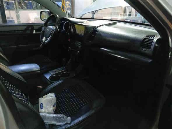 سورنتو 13 كاز كامله 7 راكب فول عده فتحه سعر 58 للاتصال *********** مكتوم كامل ٧راكب  بيها كصه
