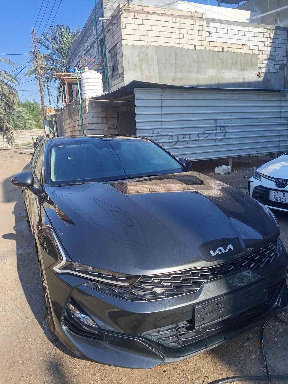 من رخصت الادمن
كي 5مديل 2023 

وارد كوري مكينه 2000 غاز خط واحد بلاد 

فول مواصفات ماعده بنوراما 

تدفئه وتبريد مقاعد ثنينهن تدفئه ستيرن تبريد بيانو منفصل 

تشغيل بصمه وتشغيل عن بعد 

شاشه كبيره  لايتات زنون بلاد 

كرسي سائق كهرباء 

مسوي هزه بس باقي صك الرقم مادافعه 

بيع قطعتين صبغ 
ماشيه 16الف كيلو

اريدها 185وبيه مجال 
مكان البصرة 
***********
