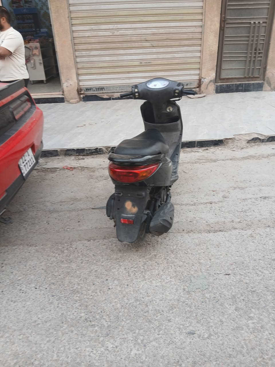 السلام عليكم بريز قبل شهر نزلتها من الرمبه بمليون و٥٠
مكاني بغداد السريدات عارضها ب٩٠٠ وبيها مجال
***********
