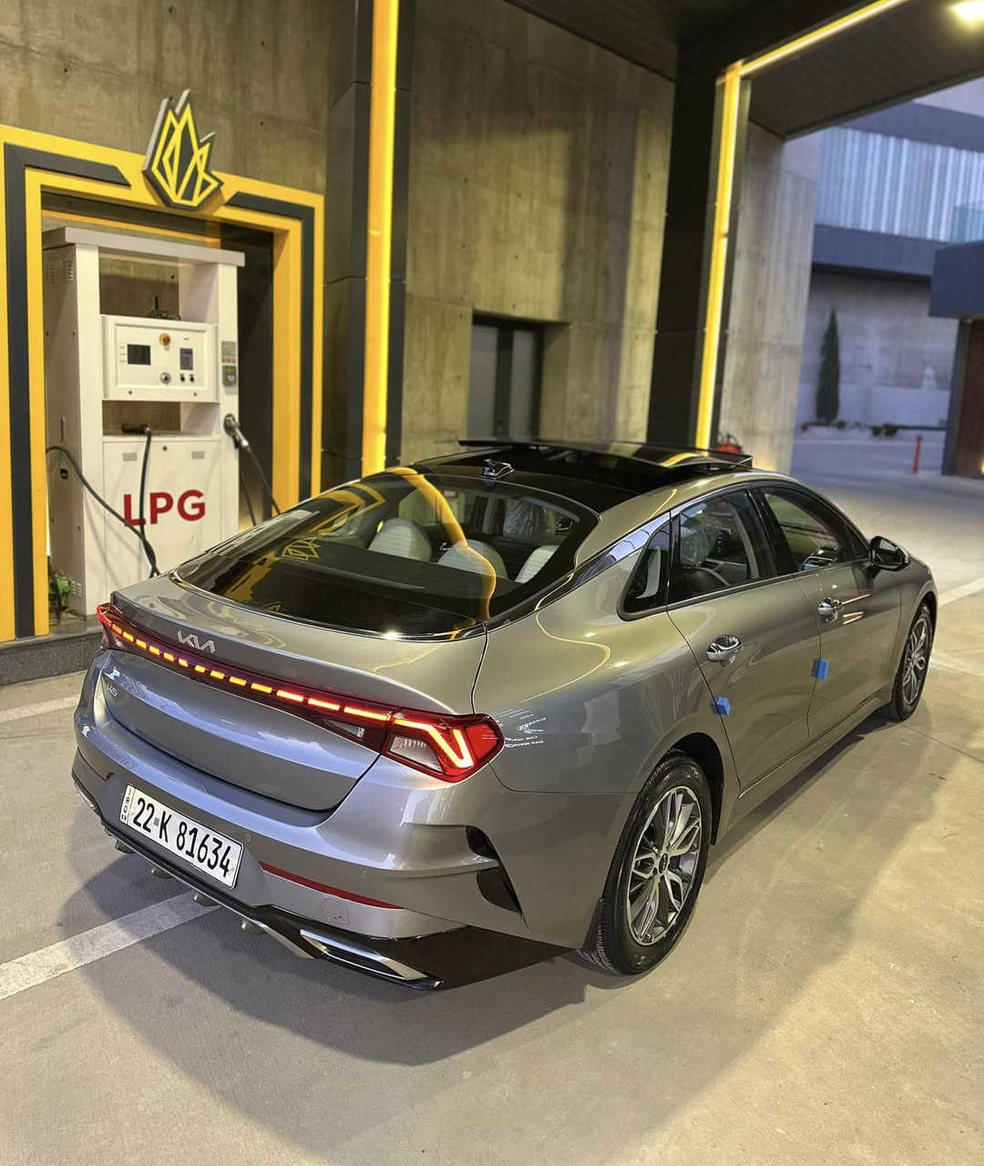 سلام عليكم رمضان كريم k5. 2023 فول مواصفات ViP خليجي اعلى فئه تجي ضمان شركه نيم ماشيه 28 الف سياره بعدها زيرو كامل غراض الشركه وياها محرك كبير 2.5 لونها جدا حلو ومميز بصمه بانوراما جلد كشنات ٢ كهرباء ٥ كامرات داتشاو بلجام الامامي جنطه ذكيه كشنات تبريد تدفئه مري قلاب عند الرجوع بريك بصمه كشنات خزن شاشه الكترونيه ٦ وضعيات قياده تشغيل عن بعد لدات امامي خلفي حساسات تبريد لمس تبريد مركزي ترحيب k5 بلشاشات GPS و كار بلي بصمات ٢ وياها وفرشات الشركه بعدها بلايلون وكامل كتلوكاتها موجوده سياره ريحة الشركه بيها سبيرها منازل مكفوله كفاله عامه من الصبغ والشخوط كير محرك بشرط ارقام سنويه جديده راسن احولك السعر 222 مكان السياره السليمانيه ***********
