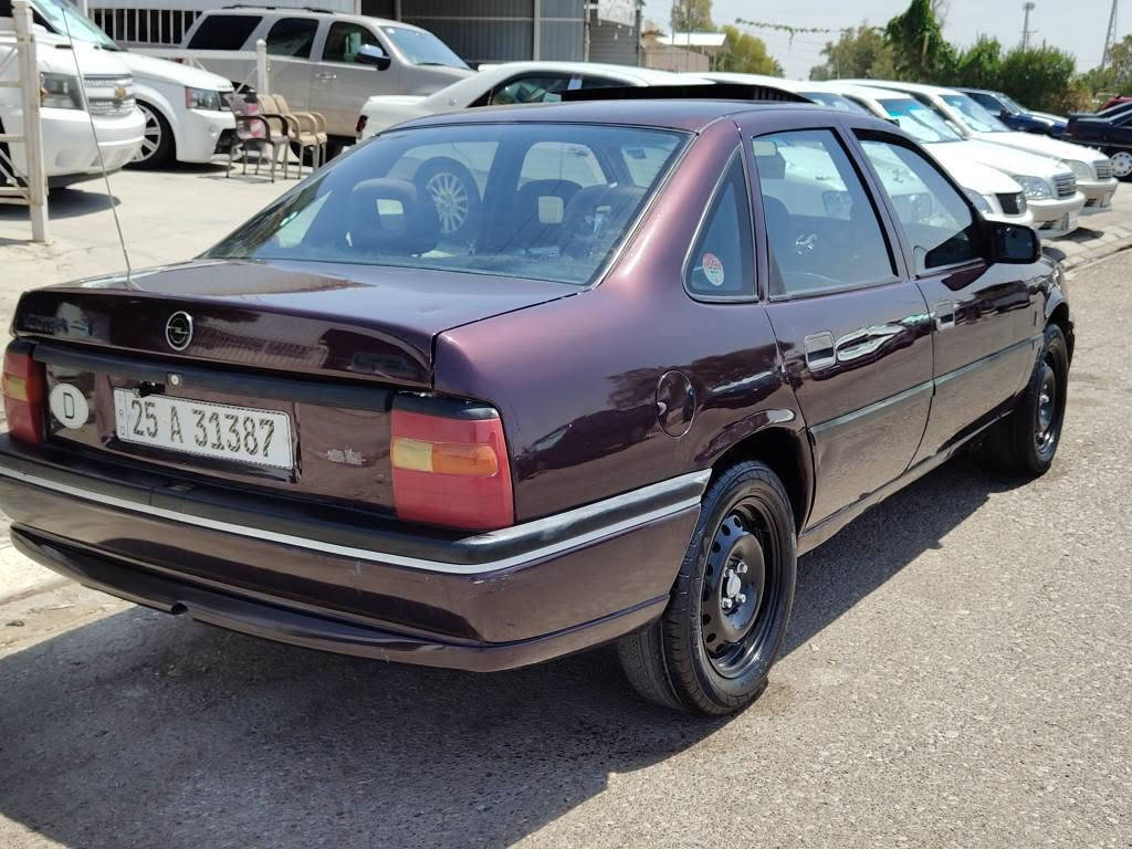 اوبل فكترا موديل 1992 حجم 20 كير عادي وارد ياباني تبريد بلادي غير شغال قفل مركزي ريمونت شاشه كامره خلفي دواخل جديد كشنات + بردات لون واحد 4 تجوات سياره بدون ضربه فقط هلاللت صبغ + صقف كلير صوره قبل صبغ يمي اثر جراد سنويا جديد مشروع وطني لغايه 2030 كوبون بانزين موجود كير محرك صدر كهربائيات كله بل شرط شرط تحويل  سياره جاهز من كل شي سعر 39 شراي خابر على رقم *********** كركوك, العراق
