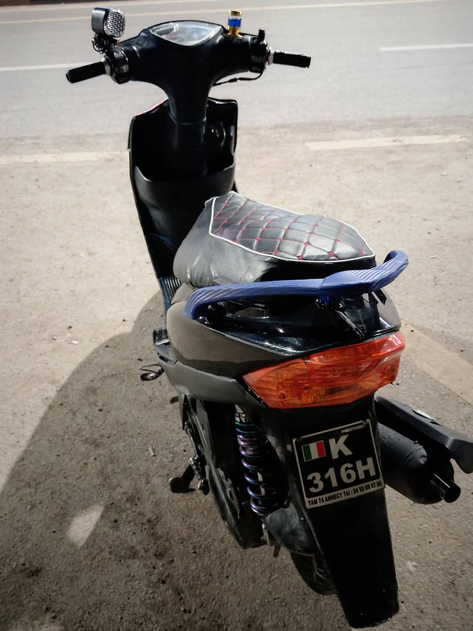 السلام عليكم دراجة ماكس عدلة للبيع شغاله سلف هندر مكينه لاتنقيص لاتبخير ناعمة شلعة ومعدل كهربائيات شغالة لايت زنون كيج بانزين شغال دبلات شغاله استاند صفح تزويد افلاوين تزويد عمبار تزويد دراجه كاملة السعر 475العنوان اديالئ التحرير الرقم ***********
