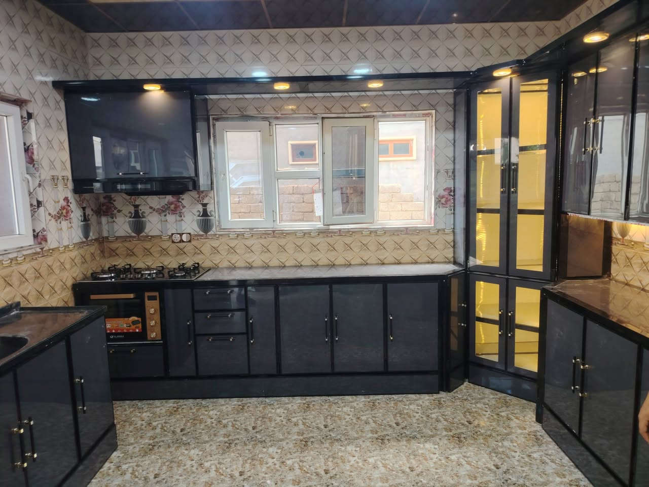 للألمنيوم
نجمع لك الفخامة، المتانة، والأمان في مكان واحد! 🛠️✨
​نصمم وننفذ بأعلى جودة: كاونتر الاستاذ ( وسام ابو نمار  الشركاط بعاجه
​🍽️ مطابخ عصرية.
​🪜 محجرات ألمنيوم.
​💎 زجاج حراري ضد الكسر.
​✅ دقة بالتنفيذ | التزام بالمواعيد | خامات أصلية
​📞 للحجز والاستفسار: ***********
