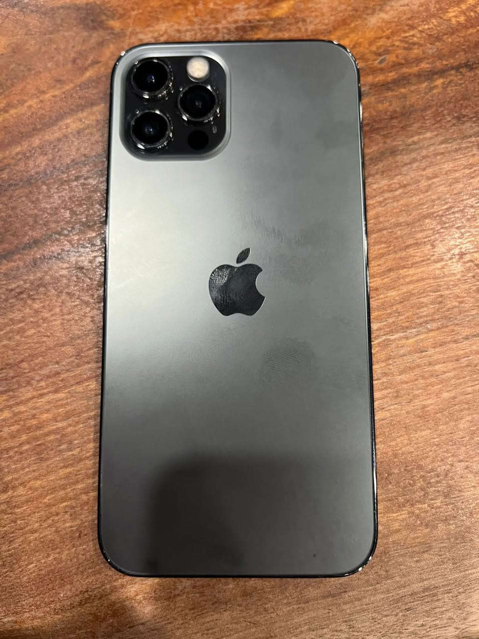 ايفون ١٢ برو
ذاكره ١٢٨
امريكي ويه كارتون وشاحن
مبدل شاشه وشاصي اصلي
فيس ايدي واكف يراد برمجه
السعر ٣٥٠وبيه مجال
مكاني كوت
***********
