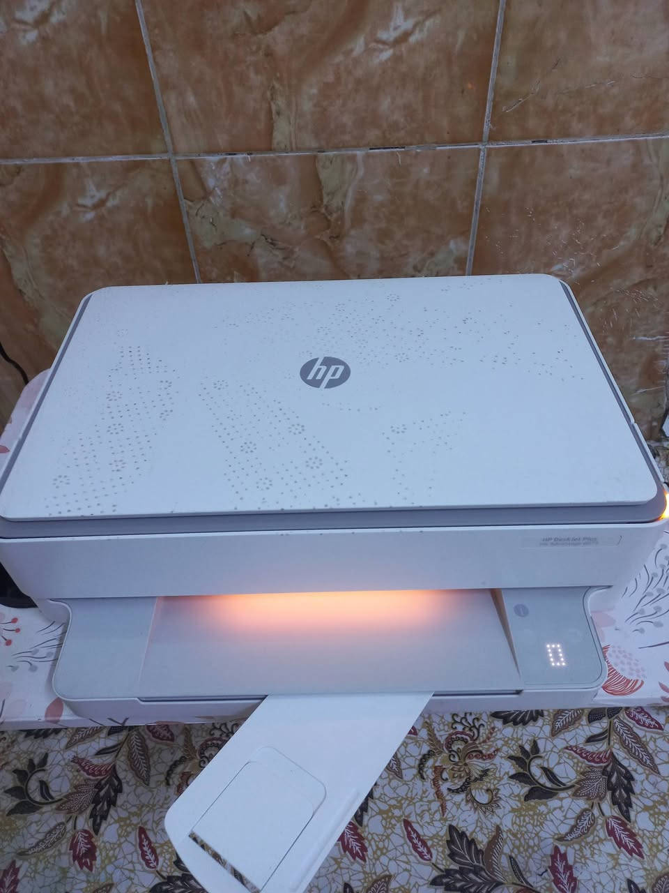 طابعة اج بي ملون وعادي
وايفاي طباعة من الموبايل
حبر سائل نظام كاترج قابل للحقن رقم الكاترج ٦٥٣
تطبع وجهين(وجه وظهر) تلقائي
بيها استنساخ وسكنر
تطبع ملازم وملفات pdf
السعر ٦٥ الف 
الطابعة نظيفة شرط الطباعة
توصيل موجود لكل المحافظات


**إذا كنت صاحب هذا الإعلان وتريد حذفه لأي سبب، رجاءا أرسل رسالة إلى الدعم الفني**