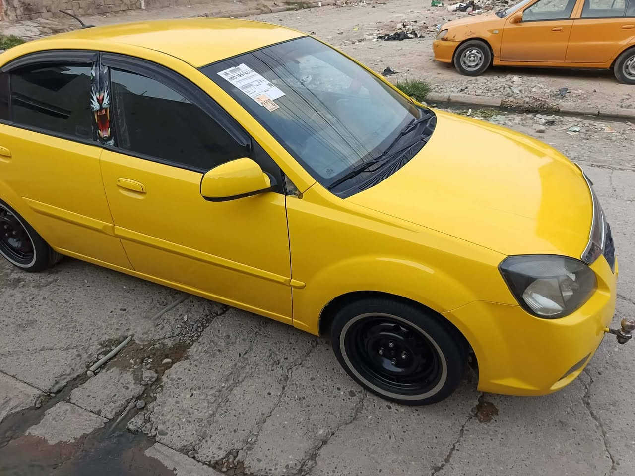 البيع
ريو 2010 امريكي رقم بغداد الماني هيئه وغرمات صفر كربون بيها بلا ضرر كود واحد مكينه 16 شرط كير اوتو شرط طخم تايه جديد طخمها كلو جديد دوشمه جديده سياره مصبوغه جديد وحلى من الصور شرط الوكاله والتحويل 
السعر 93 وبيها مجال 
اني مكلف بل نشر هاذا رقم صاحبها 
‏‪***********‬‏
